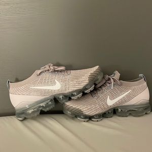 Womens Air Vapormax Flyknit 3 (open to negotiations)